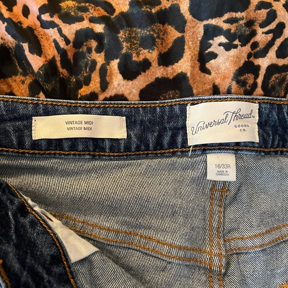 Universal Thread Vintage Midi - Picture 3 of 3